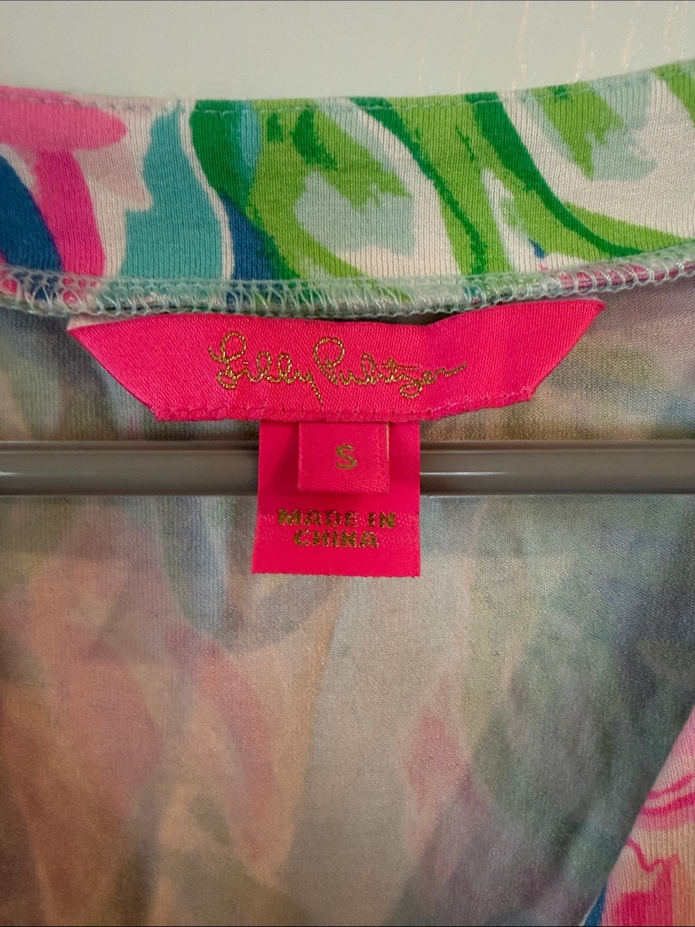 Lilly Pulitzer Karlie Wrap Romper Coastal Colorful Floral Resortwear - Picture 3 of 3